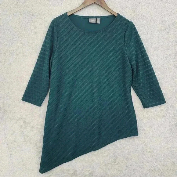 Chicos Travelers Collection Asymmetrical Top Scoop neck size 1/M  10PT - Picture 1 of 8
